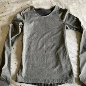 [Nike] Dri Fit Grey Long Sleeve Shirt